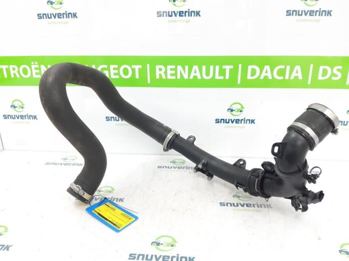 Gebrauchte Intercooler Schlauch Peugeot 308 SW (L4/L9/LC/LJ/LR) 1.2 12V e-THP PureTech 110 Preis € 30,60 Margenregelung angeboten von Snuverink Autodemontage
