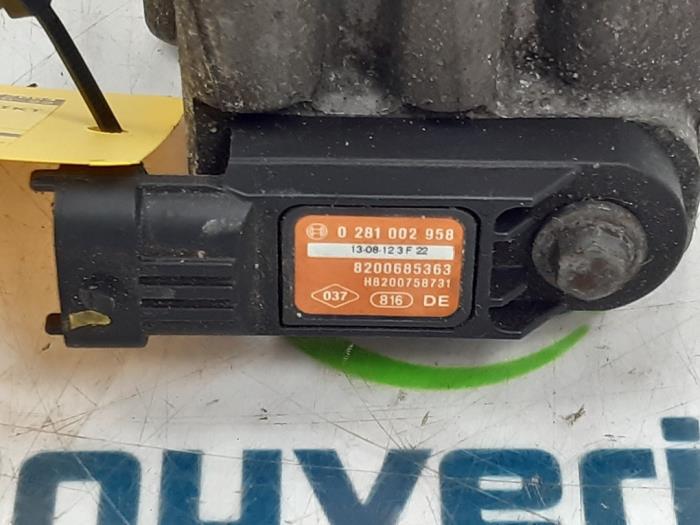 Begagnade MAP-sensor (insugsrör) Renault Laguna III Estate (KT) 2.0 dCi 16V 130 Pris € 19,98 Marginaltabell erbjuds av Snuverink Autodemontage