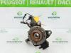 Renault Clio IV Estate/Grandtour (7R) 0.9 Energy TCE 90 12V Knuckle, front right