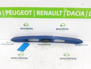 Used Tailgate handle Peugeot 207/207+ (WA/WC/WM) 1.4 16V VTi Price € 40,00 Margin scheme offered by Snuverink Autodemontage