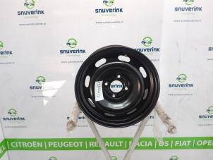 Usagé Jante Citroen C3 (SC) 1.4 Prix € 25,00 Règlement à la marge proposé par Snuverink Autodemontage