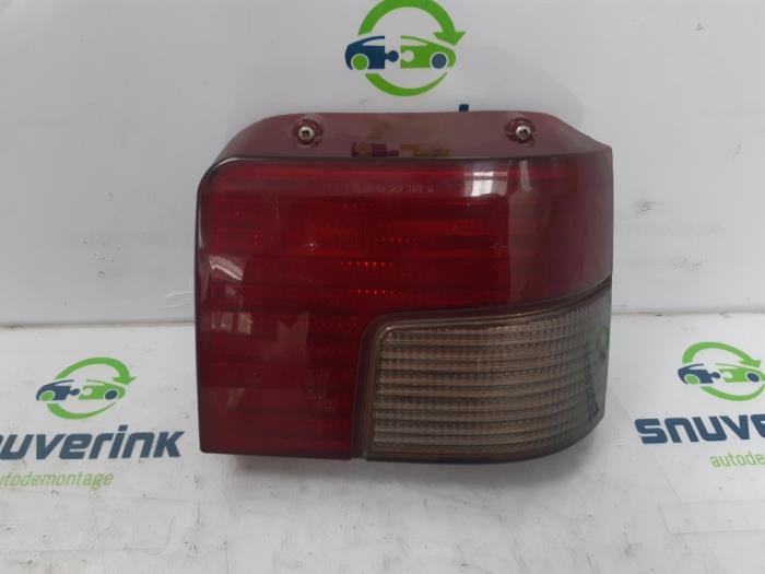 Taillight, right from a Peugeot 205 II (20A/C) 1.4 1997