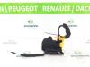 Renault Clio IV Estate/Grandtour (7R) 0.9 Energy TCE 90 12V Mechanizm blokady drzwi prawych przednich wersja 4-drzwiowa