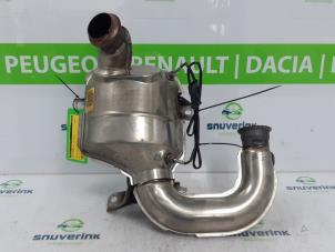 Used Catalytic converter Opel Vivaro 2.0 CDTI 122 Price € 332,75 Inclusive VAT offered by Snuverink Autodemontage