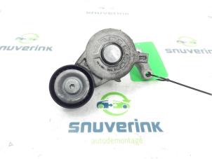 Used Drive belt tensioner Opel Vivaro 2.0 CDTI 122 Price € 36,30 Inclusive VAT offered by Snuverink Autodemontage