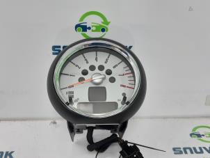 Used Tachometer Mini Clubman (R55) 1.6 16V Cooper Price € 90,00 Margin scheme offered by Snuverink Autodemontage