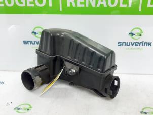 Używane Rezonator powietrza Mini Clubman (R55) 1.6 16V Cooper Cena na żądanie oferowane przez Snuverink Autodemontage