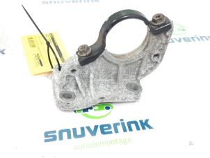 Used Support (miscellaneous) Renault Clio III (BR/CR) 1.2 16V 75 Price € 30,00 Margin scheme offered by Snuverink Autodemontage
