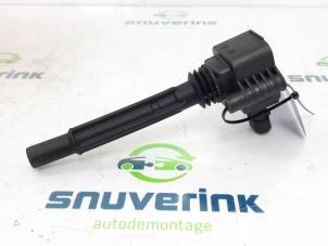 Zündspule van een Fiat 500 (312) 0.9 TwinAir 80 2016
