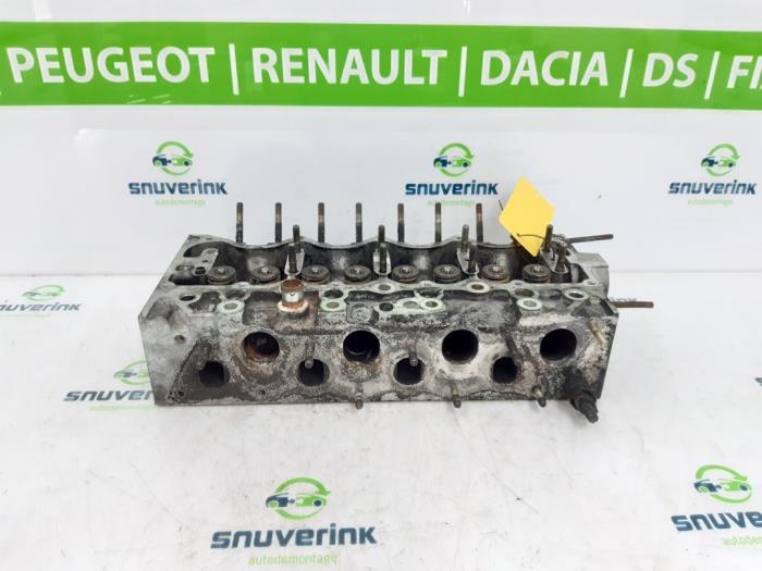 Begagnade Topplock Renault Trafic I FL (TXX/P/V) 2.1 D Pris € 249,98 Marginaltabell erbjuds av Snuverink Autodemontage