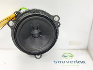 Used Speaker Renault Arkana (RJLL) 1.6 E-Tech 145 16V Price € 36,30 Inclusive VAT offered by Snuverink Autodemontage