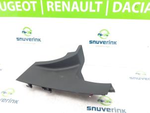 Usagé Marche-pied (list de couverture) droite Renault Arkana (RJLL) 1.6 E-Tech 145 16V Prix € 30,25 Prix TTC proposé par Snuverink Autodemontage