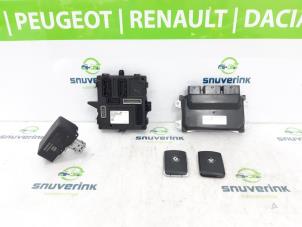 Usagé Calculateur moteur Renault Arkana (RJLL) 1.6 E-Tech 145 16V Prix € 665,50 Prix TTC proposé par Snuverink Autodemontage