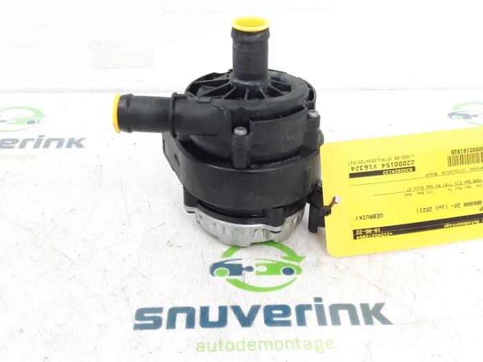 Begagnade Vattenpump Renault Arkana (RJLL) 1.6 E-Tech 145 16V Pris € 87,42 Inklusive moms erbjuds av Snuverink Autodemontage