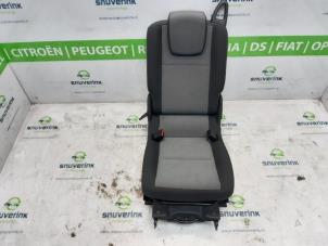 Used Rear seat Renault Scénic III (JZ) 1.5 dCi 110 Price € 70,00 Margin scheme offered by Snuverink Autodemontage