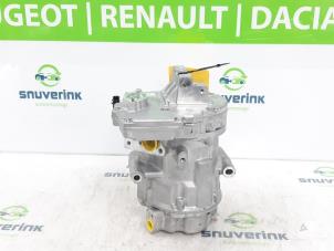 Used Air conditioning pump Renault Arkana (RJLL) 1.6 E-Tech 145 16V Price € 1.197,90 Inclusive VAT offered by Snuverink Autodemontage