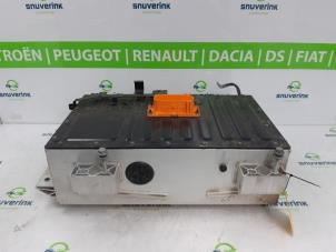 Used Battery (Hybrid) Renault Arkana (RJLL) 1.6 E-Tech 145 16V Price on request offered by Snuverink Autodemontage