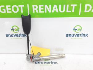 Used Front seatbelt buckle, right Renault Scénic III (JZ) 1.5 dCi 110 Price € 40,00 Margin scheme offered by Snuverink Autodemontage