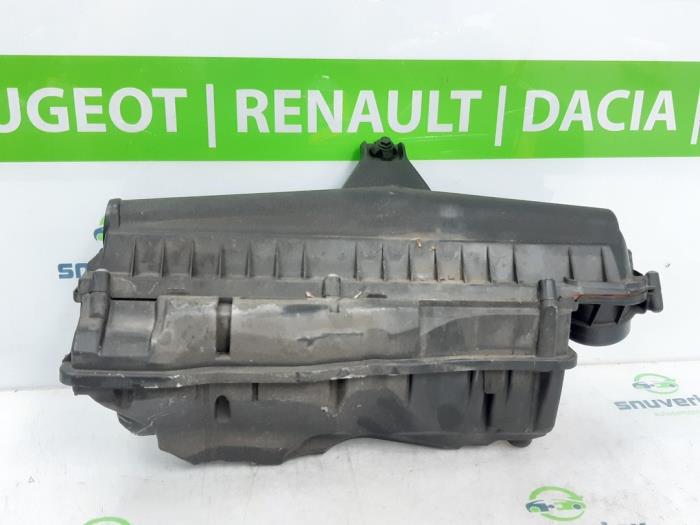 Begagnade Luftfilterhus Citroen C4 Berline (NC) 1.6 16V VTi Pris € 25,48 Marginaltabell erbjuds av Snuverink Autodemontage
