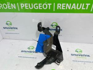 Gebrauchte ABS Pumpe Peugeot Expert (VA/VB/VE/VF/VY) 1.6 Blue HDi 95 16V Preis € 30,25 Mit Mehrwertsteuer angeboten von Snuverink Autodemontage