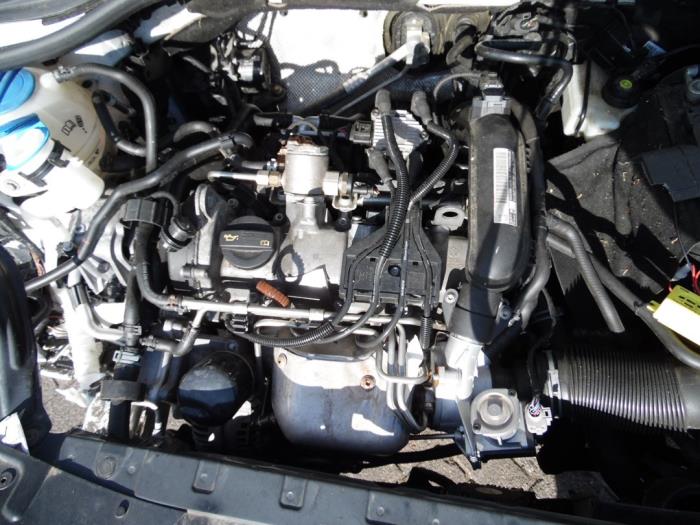 Engine Skoda Yeti 1.2 TSI 16V 03F100031F CBZB