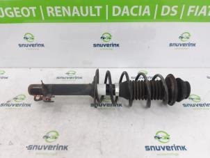 Used Front shock absorber rod, right Peugeot 108 1.0 12V Price € 40,00 Margin scheme offered by Snuverink Autodemontage