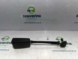 Usagé Insertion ceinture de sécurité avant centre Fiat Ducato (250) 2.3 D 120 Multijet Prix € 42,35 Prix TTC proposé par Snuverink Autodemontage