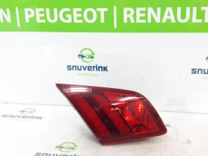 Gebrauchte Rücklicht links Peugeot 308 (L3/L8/LB/LH/LP) 1.2 12V VTi PureTech 82 Preis € 45,00 Margenregelung angeboten von Snuverink Autodemontage