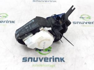 Usados Cinturón de seguridad derecha detrás Peugeot 308 (L3/L8/LB/LH/LP) 1.2 12V VTi PureTech 82 Precio € 59,99 Norma de margen ofrecido por Snuverink Autodemontage