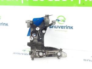 Used Alternator upper bracket Peugeot Partner (GC/GF/GG/GJ/GK) 1.6 HDI 90 Price € 35,00 Margin scheme offered by Snuverink Autodemontage