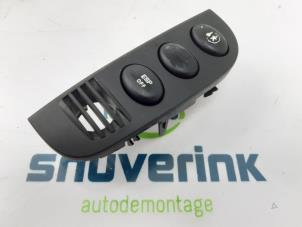 Used ESP switch Citroen C3 (FC/FL/FT) 1.4 HDi 16V Price € 30,00 Margin scheme offered by Snuverink Autodemontage