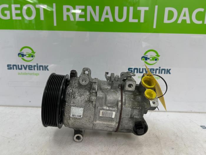 Air conditioning pump from a Renault Megane III Coupe (DZ) 2.0 16V TCe 180 2012