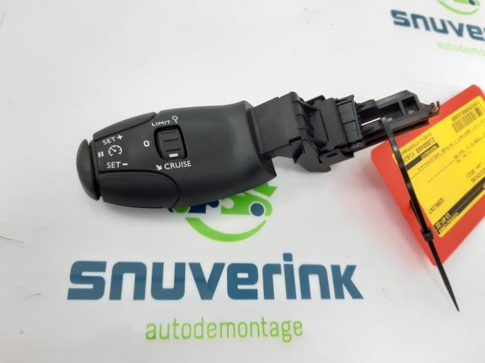 Używane Obsluga tempomatu Citroen C3 (SC) 1.6 HDi 92 Cena € 22,50 Procedura marży oferowane przez Snuverink Autodemontage