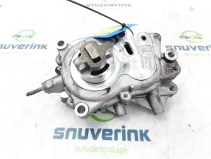 Used Mechanical fuel pump Peugeot 308 SW (L4/L9/LC/LJ/LR) 2.0 BlueHDi 150 16V Price € 100,00 Margin scheme offered by Snuverink Autodemontage