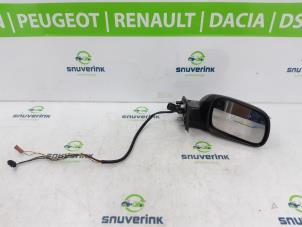 Usados Retrovisor externo derecha Peugeot 307 SW (3H) 2.0 16V Precio € 25,33 Norma de margen ofrecido por Snuverink Autodemontage
