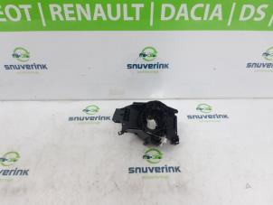 Używane Przewód spiralny poduszki powietrznej Renault Trafic New (FL) 2.0 dCi 16V 90 Cena € 48,40 Z VAT oferowane przez Snuverink Autodemontage