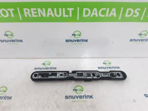 Used PCB, left taillight Renault Master IV (FV) 2.3 dCi 125 16V FWD Price € 42,35 Inclusive VAT offered by Snuverink Autodemontage