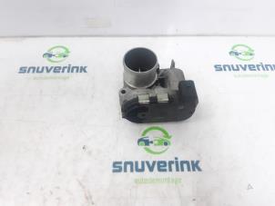 Used Throttle body Renault Trafic New (FL) 2.0 dCi 16V 90 Price € 36,30 Inclusive VAT offered by Snuverink Autodemontage
