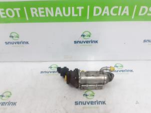 Used EGR cooler Renault Trafic New (FL) 2.0 dCi 16V 90 Price € 84,70 Inclusive VAT offered by Snuverink Autodemontage