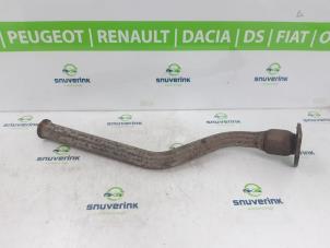 Used Exhaust front section Renault Trafic New (FL) 2.0 dCi 16V 90 Price € 60,50 Inclusive VAT offered by Snuverink Autodemontage