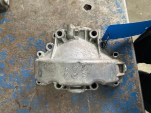 Used Gearbox casing Peugeot 208 I (CA/CC/CK/CL) 1.6 e-HDi FAP Price € 40,00 Margin scheme offered by Snuverink Autodemontage