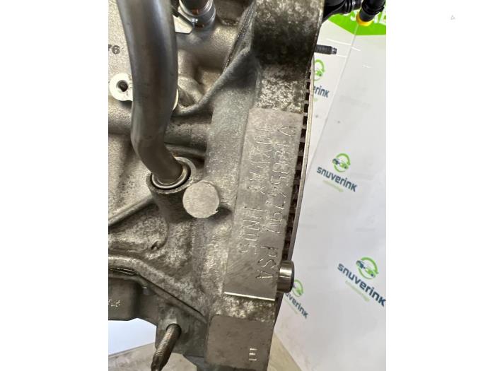 Engine from a Peugeot 5008 II (M4/MC/MJ/MR) 1.2 12V e-THP PureTech 130 2019