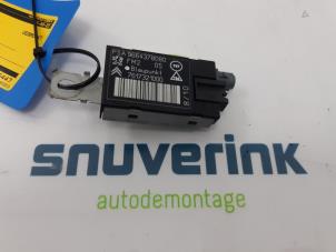 Usagé Antenne amplificateur Peugeot 3008 I (0U/HU) 1.6 VTI 16V Prix € 35,00 Règlement à la marge proposé par Snuverink Autodemontage