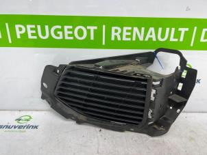 Used Front bumper, left-side component Peugeot 5008 II (M4/MC/MJ/MR) 1.2 12V e-THP PureTech 130 Price € 35,00 Margin scheme offered by Snuverink Autodemontage