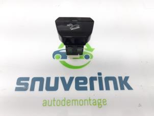 Used AIH headlight switch Peugeot 5008 II (M4/MC/MJ/MR) 1.2 12V e-THP PureTech 130 Price € 20,00 Margin scheme offered by Snuverink Autodemontage