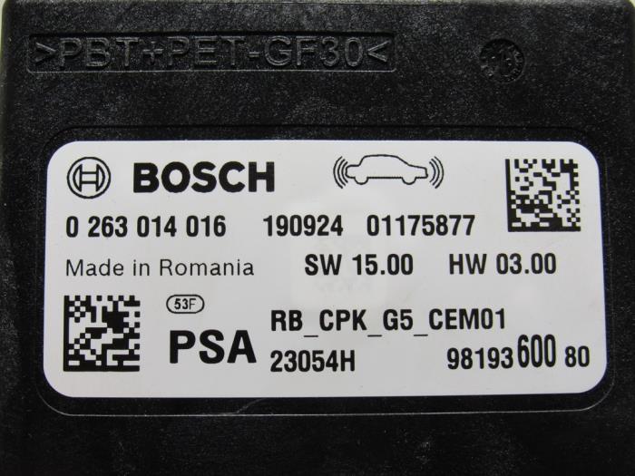 Modul czujników parkowania z Peugeot 5008 II (M4/MC/MJ/MR) 1.2 12V e-THP PureTech 130 2019