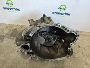 Used Gearbox casing Citroen C4 Picasso (UD/UE/UF) 1.8 16V Price € 50,00 Margin scheme offered by Snuverink Autodemontage