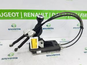 Gebrauchte Schaltung Mini Mini (R56) 1.6 16V One Preis auf Anfrage angeboten von Snuverink Autodemontage