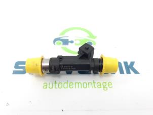 Usados Inyector (inyección de gasolina) Opel Corsa E 1.4 16V Precio de solicitud ofrecido por Snuverink Autodemontage
