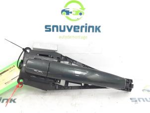 Used Front door handle 4-door, right Opel Corsa E 1.4 16V Price € 35,00 Margin scheme offered by Snuverink Autodemontage